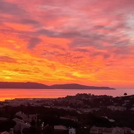 4-star Private With Heated Pool And Panoramic Sea View At Gulf De Saint Tropez Cavalaire-sur-Mer