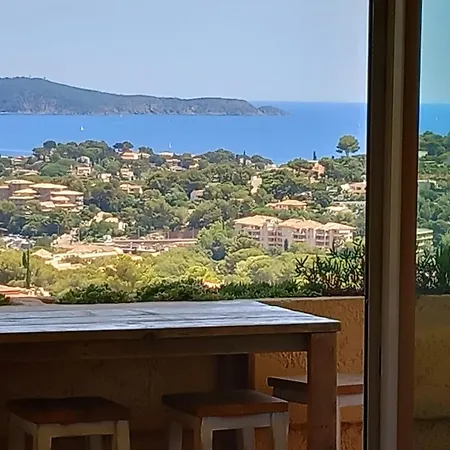 4-star Private With Heated Pool And Panoramic Sea View At Gulf De Saint Tropez 滨海卡瓦莱尔